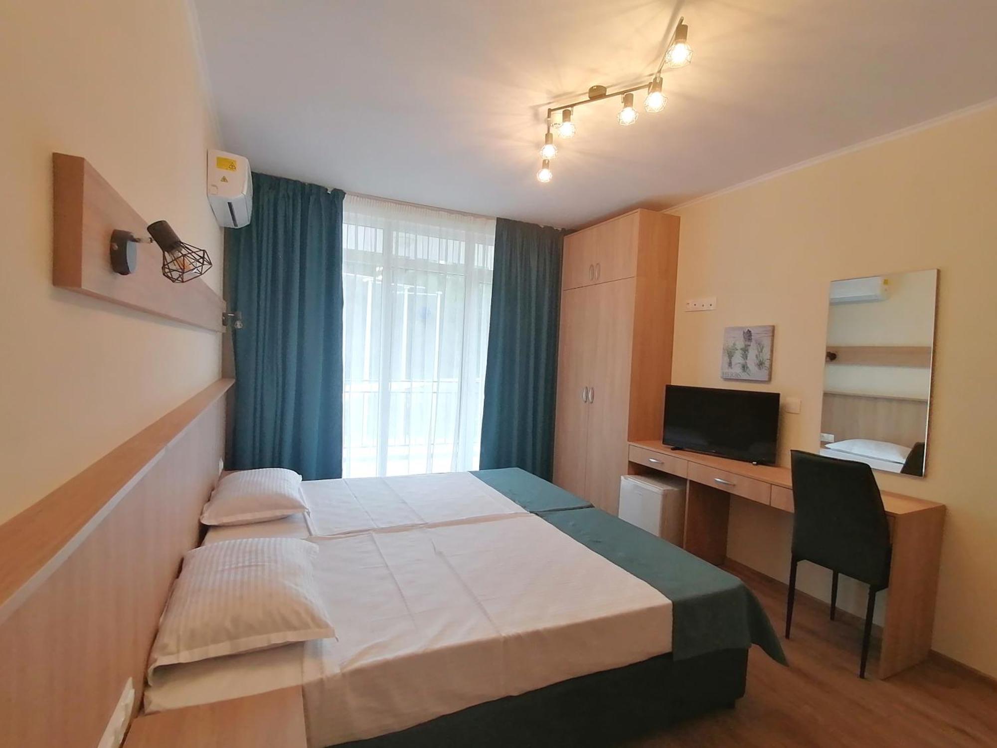 Hotel Samara With Relax Area Balchik Ngoại thất bức ảnh